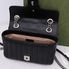Imagem do Bolsa Gucci Marmont Aria Preta Italiana