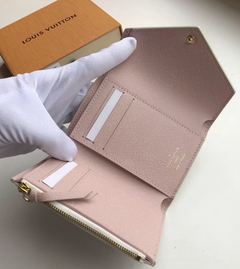 Carteira Louis Vuitton Victorine Damier Azur Rose Ballerine Italiana na internet