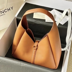 Bolsa Givenchy G-Hobo Média Caramelo Italiana na internet