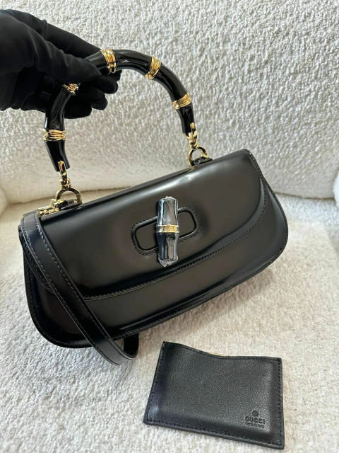 Bolsa Gucci Bamboo Diva Média Preta Italiana - comprar online