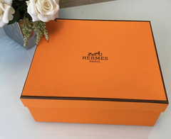 Caixa Hermès Laranja Italiana na internet