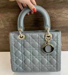 Bolsa Lady Dior Média Cinza Italiana - comprar online