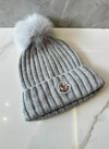 Gorro de Tricô Moncler Cinza Italiana