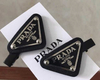Par De Presilha De Cabelo Prada Preta Italiana