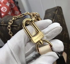 Bolsa Louis Vuitton Multi Pochette Accessoires Alça Verde Italiana na internet