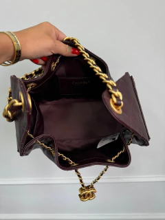 Bolsa Chanel 25 Pequena Vinho Italiana na internet