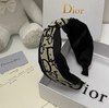 Tiara Dior Preta e Bege Italiana