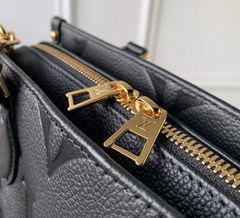 Bolsa Louis Vuitton OnTheGo East West Preta Italiana - Romaly Grifes Bolsas