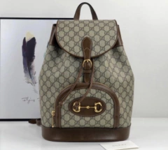 Mochila Gucci Horsebit 1955 GG Supreme Marrom Italiana