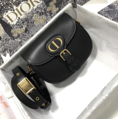 Bolsa Dior Bobby Pequena Preta Italiana