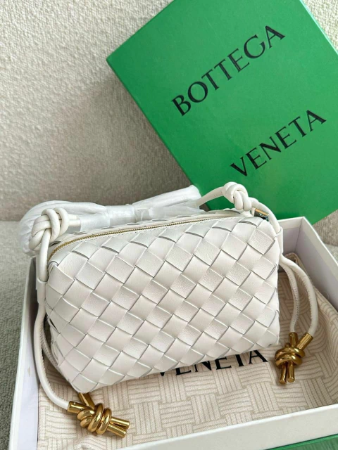Bolsa Bottega Loop Pequena Branca Italiana - comprar online