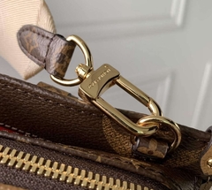 Imagem do Bolsa Louis Vuitton OnTheGo East West Italiana