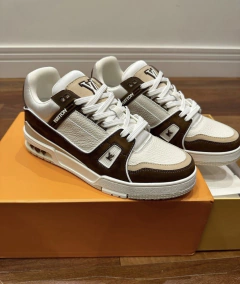 Tênis Louis Vuitton Trainer Branco Marrom E Bege Masculino Italiana