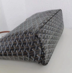 Bolsa Goyard St Louis Preto Com Alças Caramelo Média Italiana - comprar online