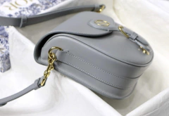 Bolsa Dior Bobby Média Cinza Italiana - Romaly Grifes