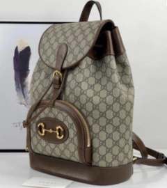 Mochila Gucci Horsebit 1955 GG Supreme Marrom Italiana - comprar online