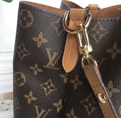 Bolsa Louis Vuitton Néonoé Monogram Caramelo Italiana na internet