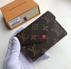 Carteira Louis Vuitton Victorine Monogram Vinho Italiana