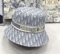 Chapéu Dior Bucket D-Oblique Cinza Aba Pequena Italiana