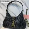 Bolsa Miu Miu Preta Italiana