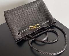 Bolsa Bottega Veneta Andiamo Marrom Média Italiana - comprar online