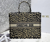 Bolsa Dior Book Tote Bordada Mizza Bege Italiana