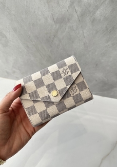 Carteira Louis Vuitton Victorine Ebene Azur Rosa Italiana