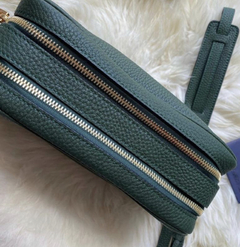 Bolsa Prada de Ombro em Couro Daino Verde Italiana na internet