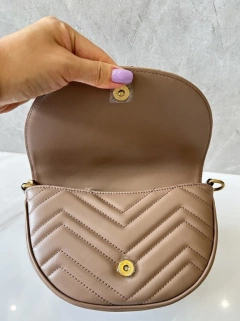 Bolsa Gucci Marmont Nude Matelassê Mini Italiana - comprar online