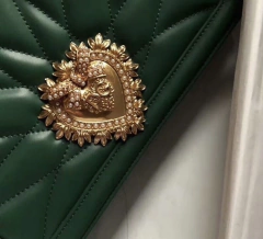 Bolsa D&G Devotion Matelassê Verde Italiana - comprar online