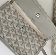 Bolsa Goyard St Louis Cinza Claro Média Italiana - comprar online