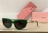 Óculos de Sol Miu Miu Verde Italiana