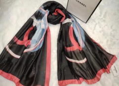 Lenço Chanel Seda Italiana - comprar online