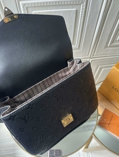 Bolsa Louis Vuitton Metis Pochette Preta Italiana - comprar online