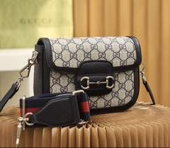 Bolsa Gucci Horsebit 1955 GG Mini Preta Italiana - comprar online