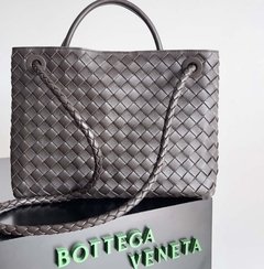 Imagem do Bolsa Bottega Veneta Andiamo Marrom Média Italiana