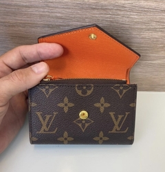 Carteira Louis Vuitton Victorine Monogram Laranja Italiana na internet