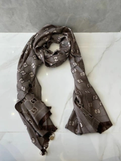 Echarpe Gucci Marrom GG Italiana