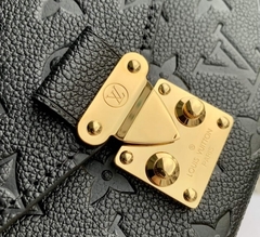 Bolsa Louis Vuitton Metis East West Preta Italiana na internet