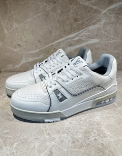 Tênis Louis Vuitton Trainer Branco E Cinza Masculino Italiana