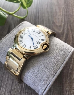 Cartier Ballon Bleu Dourado com Fundo Branco Italiana - comprar online