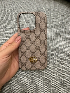 Capinha Gucci GG Marrom Italiana - comprar online