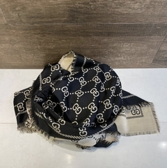 Echarpe Gucci de Tricô GG Dupla Face Preto e Branco Italiana na internet