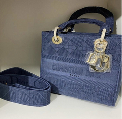Bolsa Lady Dior D-Lite Média Azul Bordada Italiana