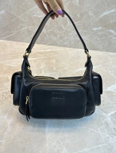 Bolsa De Ombro Miu Miu Preta Italiana