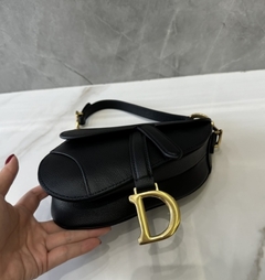 Bolsa Dior Mini Saddle Preta Italiana - Romaly Grifes Bolsas