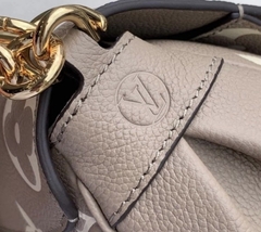 Bolsa Louis Vuitton Favorite Cinza e Creme Italiana na internet