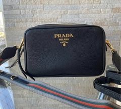 Bolsa Prada de Ombro em Couro Daino Preta Italiana