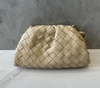 Bolsa Bottega Veneta Mini Pouch Intrecciato Bege Italiana