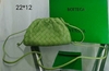 Bolsa Bottega Veneta Mini Pouch Intrecciato Verde Italiana